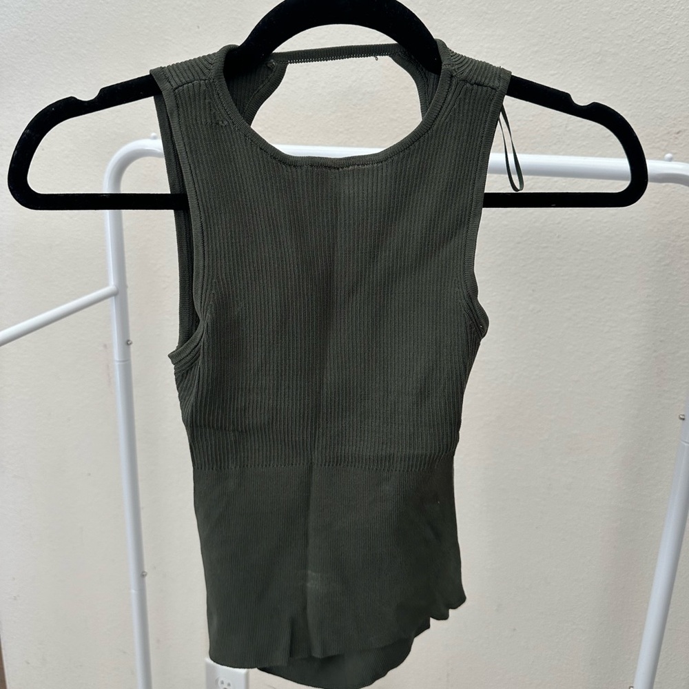 Zara Sleeveless Olive Green Ribbed Tank Zig Zag Back